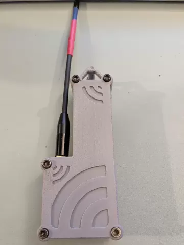 Meshtastic Xiao case for protected 18650