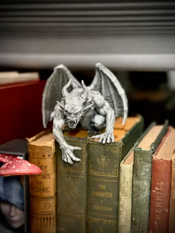 Gargoyle shelf sitter