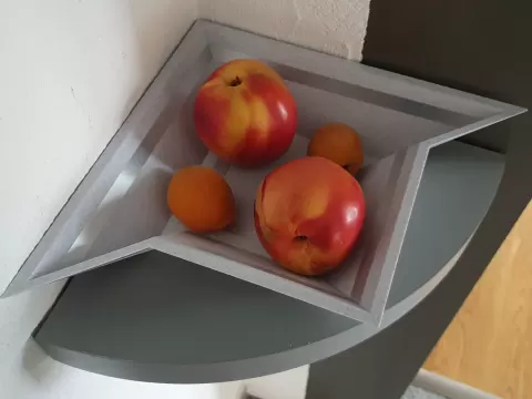 Schale rechtwinkliges Dreieckig mit Zusatznase
