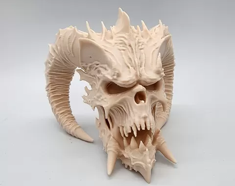 Big-Horn Demon Skull