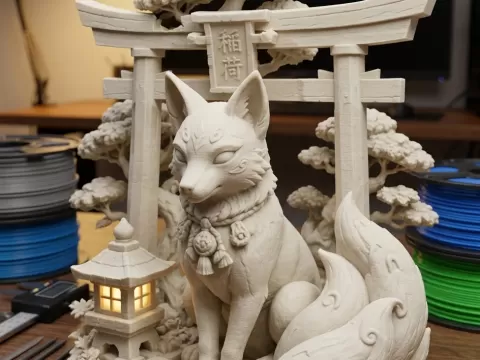 Kitsune Shrine Diorama – Inari Fox & Torii Gate