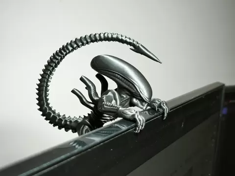 Monitor Alien