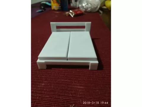 Double bed 1:20
