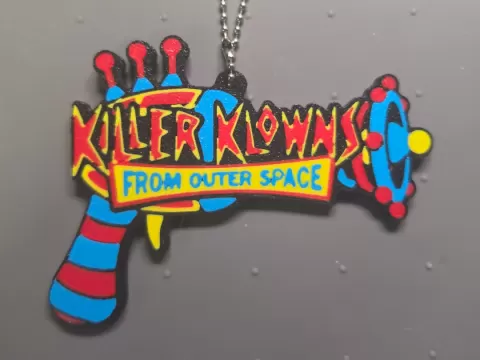 HHN 35 2026 Killer Klowns Scare Zone Gun Keychain