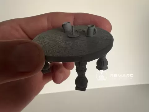 Fantasy Tavern Table – Round Inn Furniture