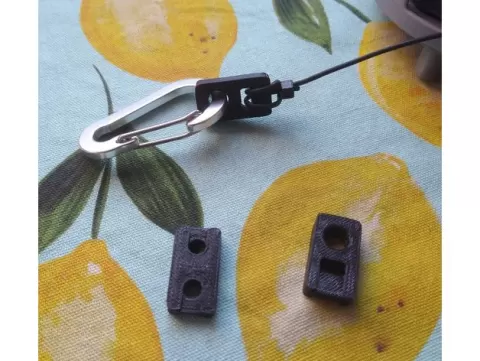 Wire antenna spacers