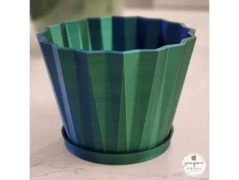 Cupcake-Themed Planter for Bakers