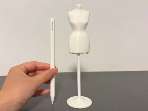 Artistic Dress Form Model