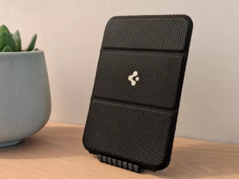 Minimalist Wallet & Phone Holder