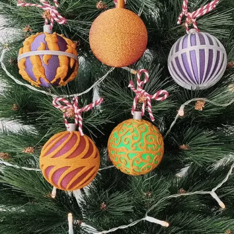 Surprise Tree Balls