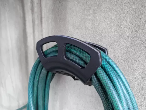 Strong garden hose holder