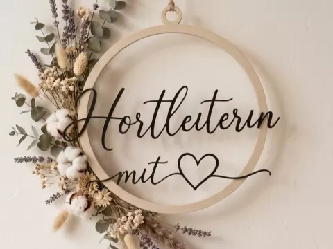 Hortleiterin mit Herz - Ring zum aufhängen