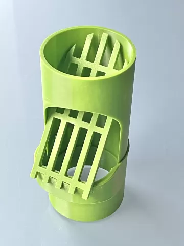 Leaf catcher for 70- and 80-mm PVC downspouts