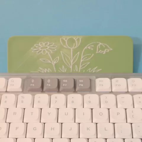 Floral Phone Stand NuPhy Kick75