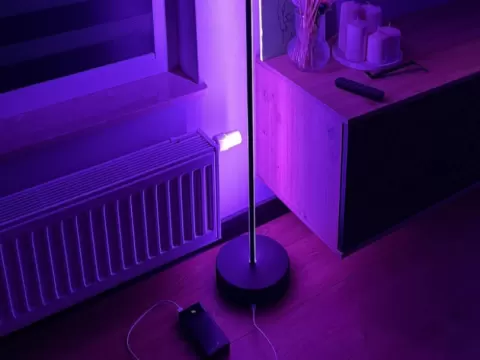 ESP32 Smart RGB Corner Floor Lamp (Hue Style)