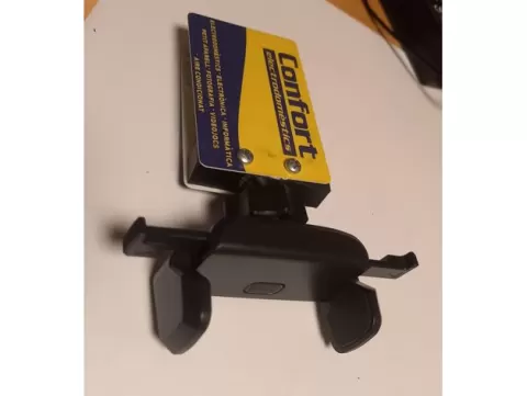 Head phone holder for car
