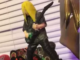 Jeff Hanneman Mini Statue