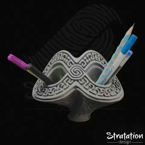 Moebius Pencil Holder by Stratation Design