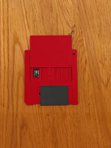 Floppy Disk als Micro SD Karten Halter