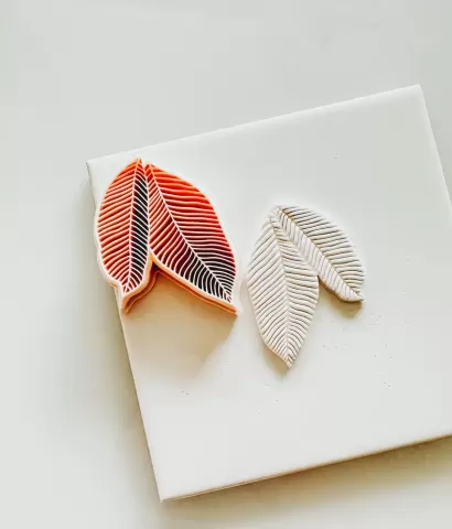 Embossed Tropical Leaf