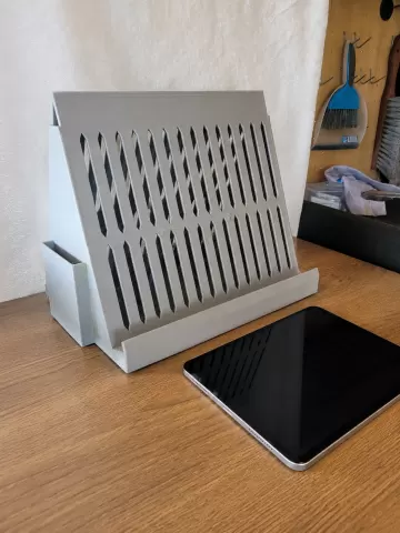 Vented 13" Tablet Stand
