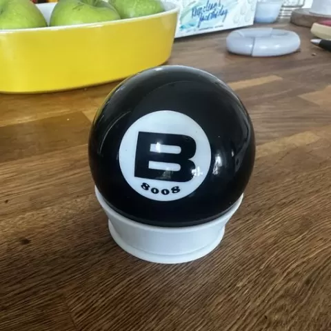 Friction case back opener stand