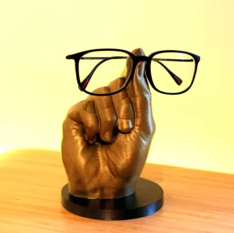 Helping Hand: Glasses Holder