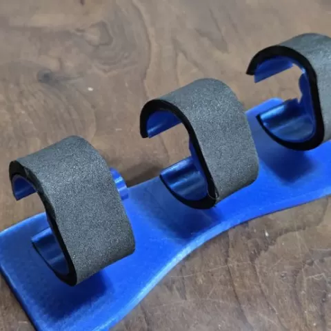 Watch stand for 3 watches
