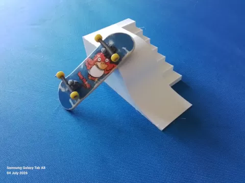Fingerboard roll in