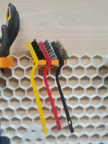 Brush holder