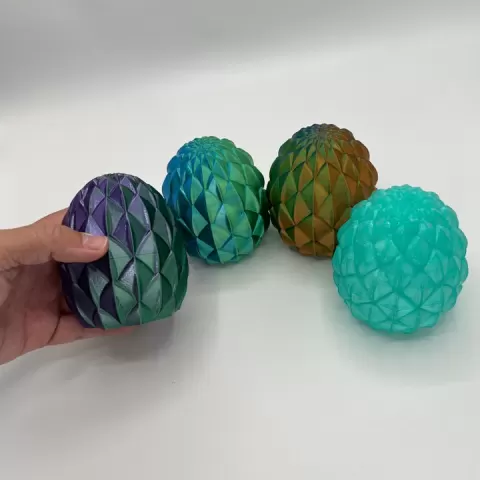 Medium Dragon Scale Egg by 3D Creative