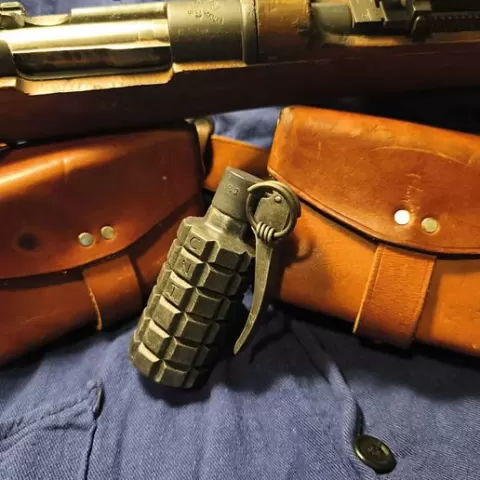 Replica Universal hand Grenade