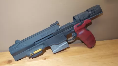 Cyberpunk 2077 Johnny Silverhand's Malorian Arms 3516 screw assembly and more accurate details