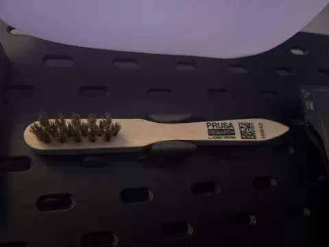 Skadis holder for Prusa nozzle brush