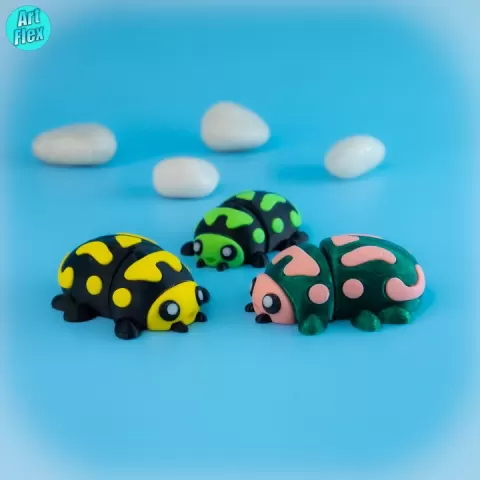 Little Flexi Fiddler Beetle by ArtFlex