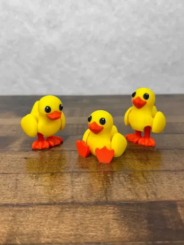 Sit or Stand Duck with Movable Wings
