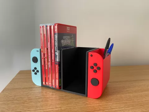 Nintendo Switch games and desk organizer