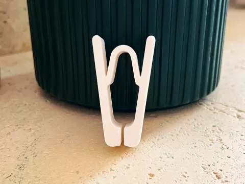 Simple Bag Clip