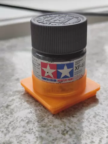 Tamiya 10ml snug Paint Bottle Holder, Gridfinity 1x1.