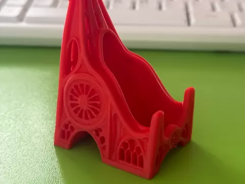 Gaudí-Inspired Phone Holder/Stand