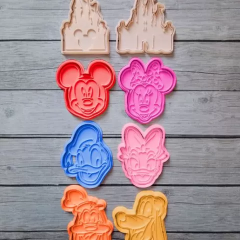 DISNEY COOKIE CUTTER