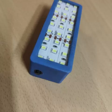 Pocket flashlight
