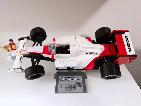 Realistic tyres/wheels for LEGO 10330 McLaren Senna Formula 1 car
