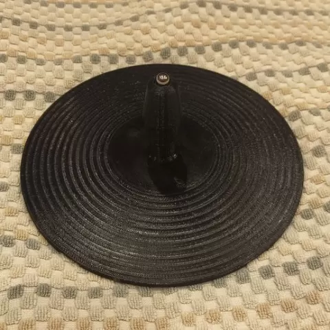 Vac u lock style base for large toys