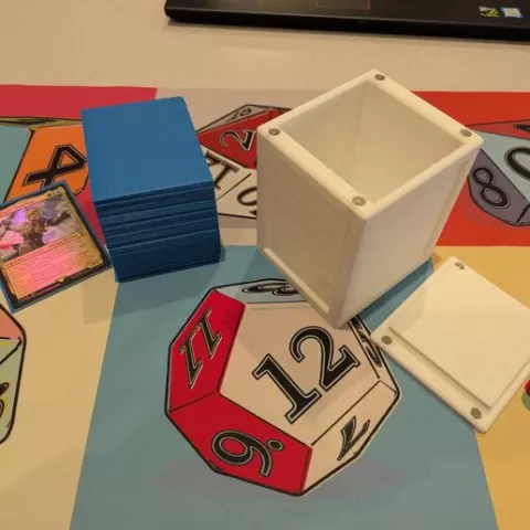 Compact Commander Deck Box 100+ Single Sleeved