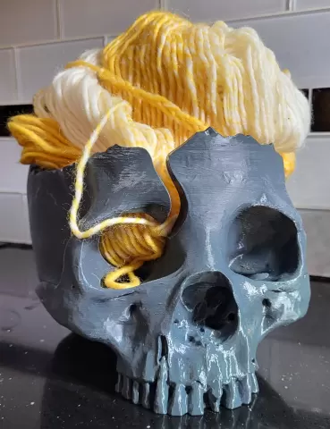 Yarn Bowl Skull