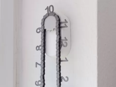 Chain Clock
