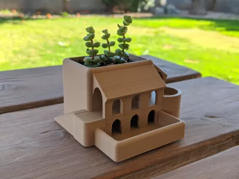 Roman Garden Villa Succulent Planter