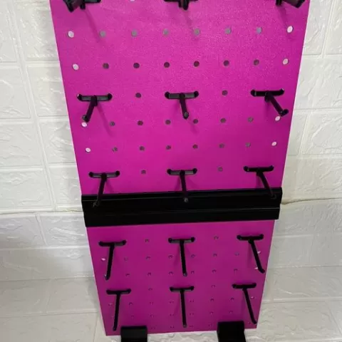 Panel-hooks exhibitor