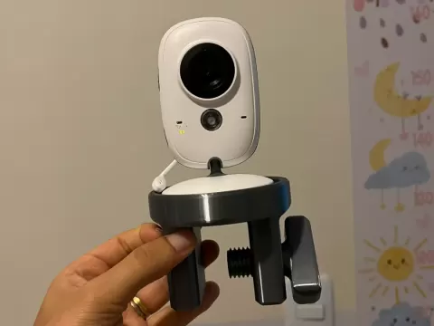 Suporte para babá eletrônica (Baby monitor)